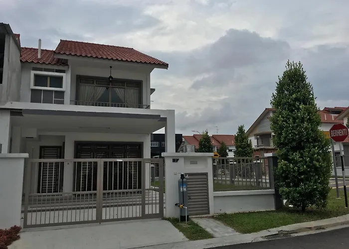 Bandar Dato Onn P15 Homestay