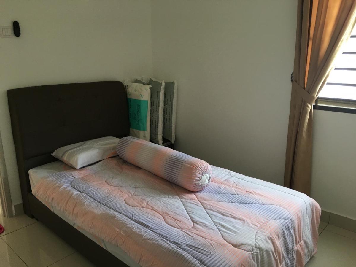 Bandar Dato Onn P15 Holiday home *
